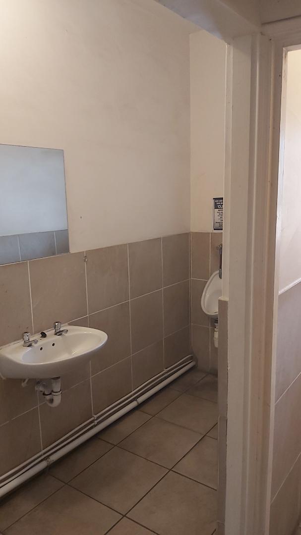 To Let commercial Property for Rent in Korsten Eastern Cape